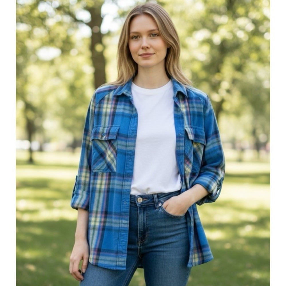 The North Face Women's XL Set Up Camp Flannel Button Up Shirt Blue Plaid EUC‎